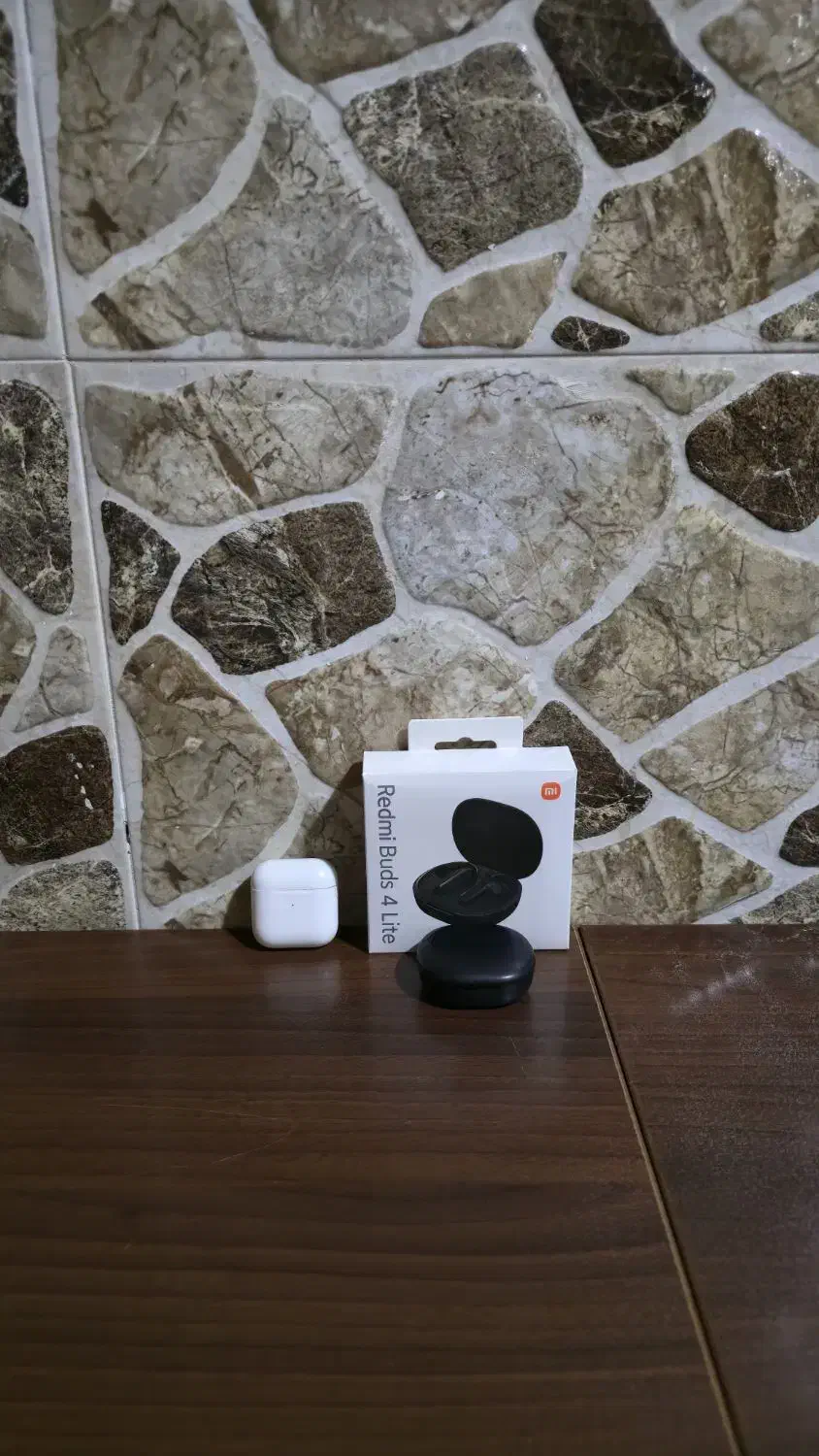 ۲عدد هدفون بی سیم|لوازم جانبی موبایل و تبلت|اصفهان, آفاران|دیوار