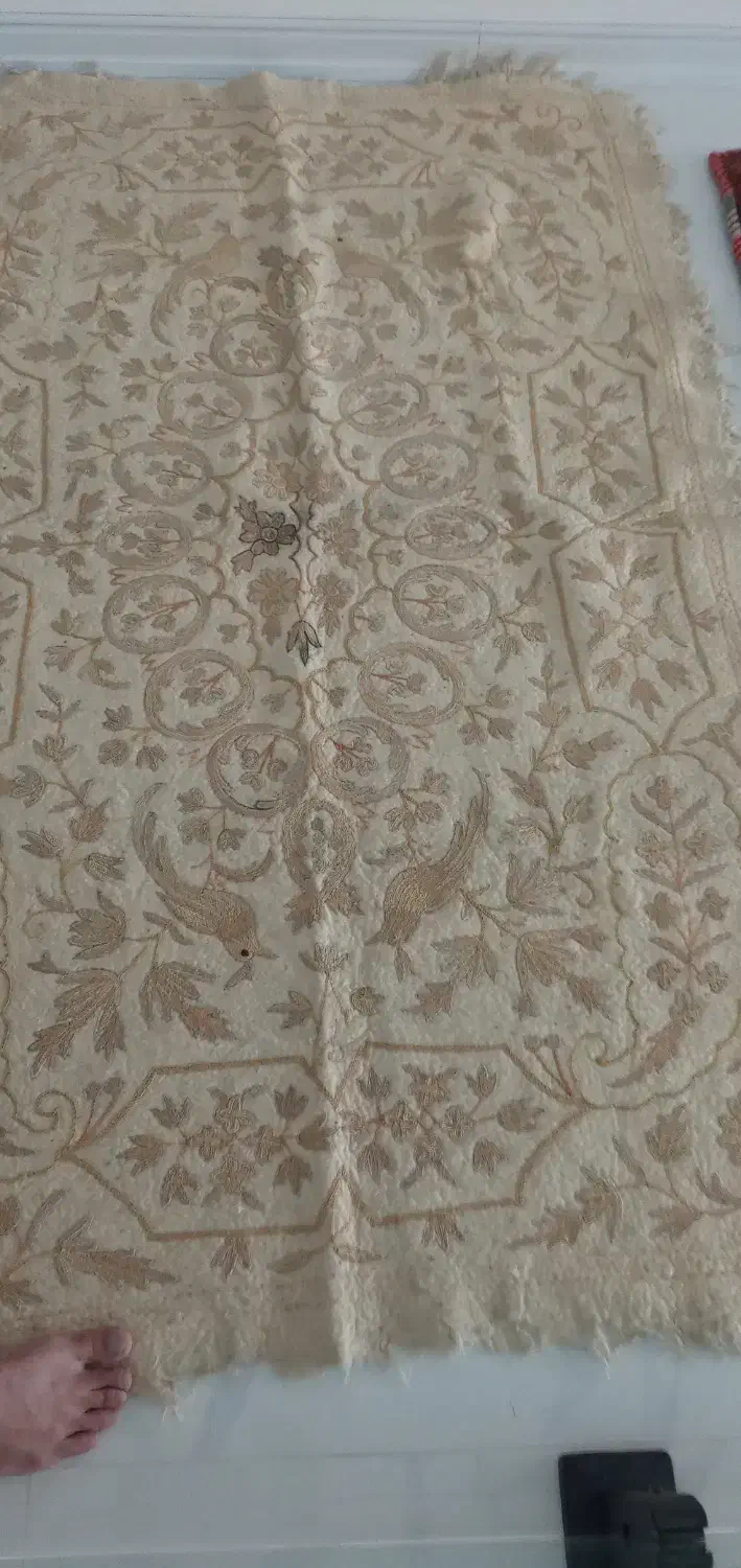 مفرش قجری و نمد نازک سوزن دوز|فرش|تهران, قیطریه|دیوار