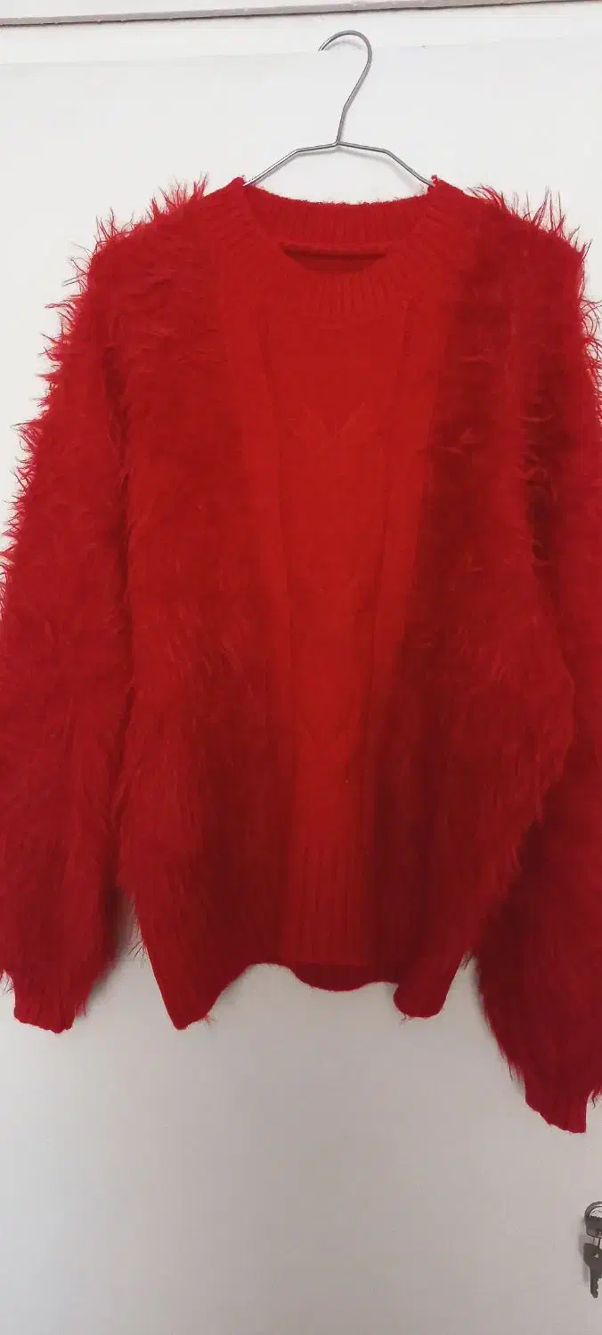 بلوز موهر|لباس|مشهد, تربیت (صدف)|دیوار