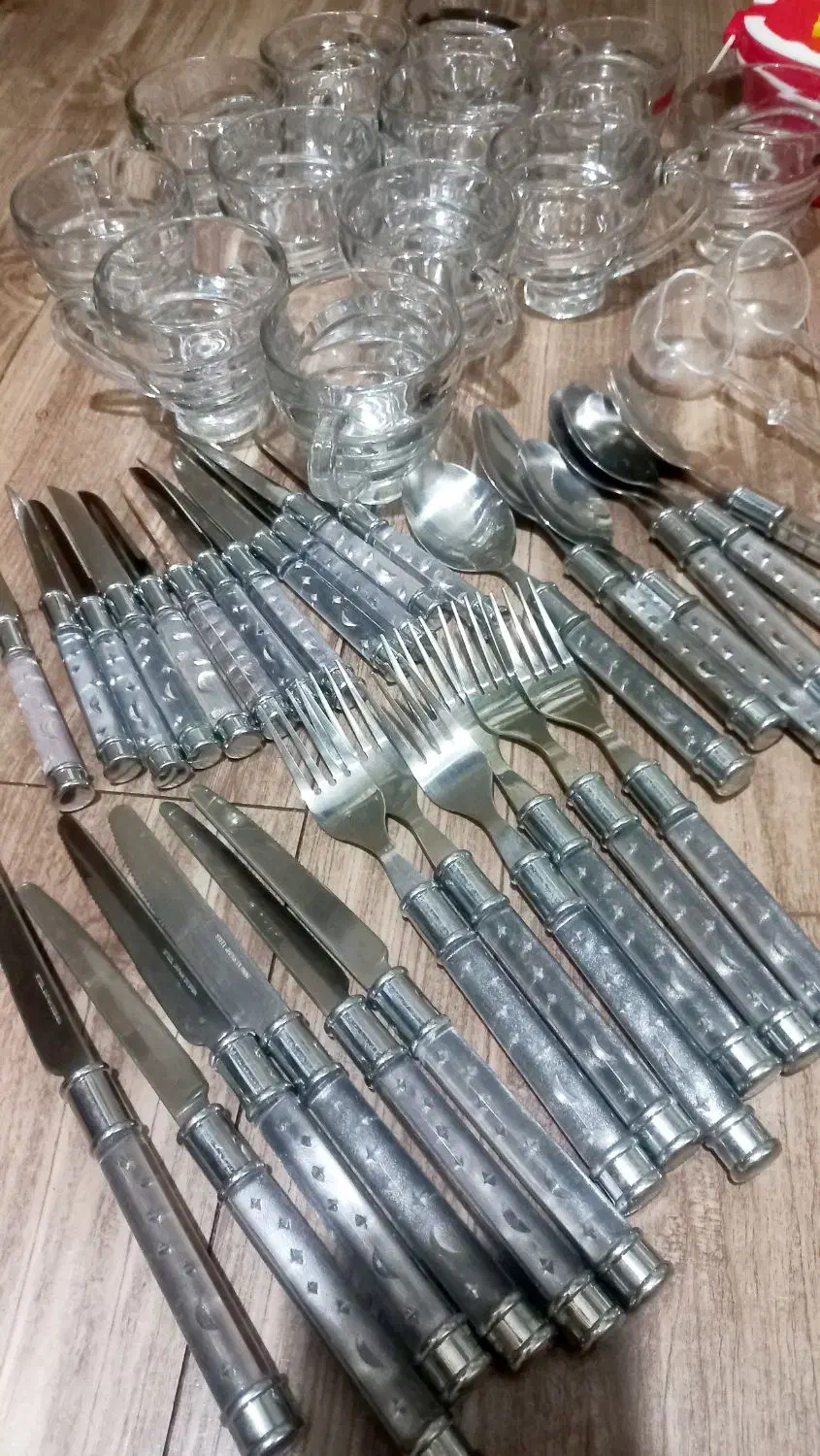 استکان،قاشق چنگال وچاقو،شکلات خوری،بشقاب|ظروف سرو و پذیرایی|رشت, شهرک قدس|دیوار