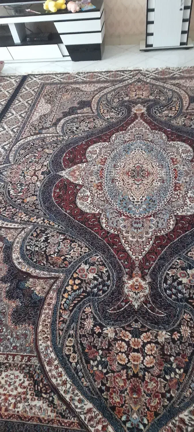 دو تخته فرش ۹متری شاهکارمشهد|فرش|رباط‌کریم, رباط‌کریم|دیوار