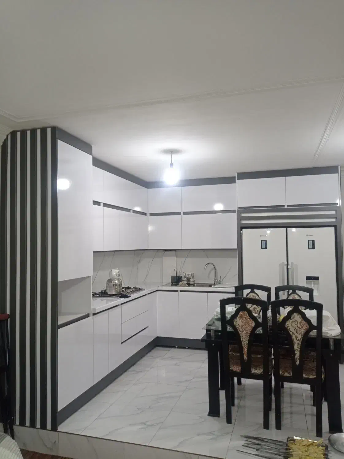 کابینت و کمد دیواری/قهرمانی|مصالح و تجهیزات ساختمان|چهارباغ, |دیوار