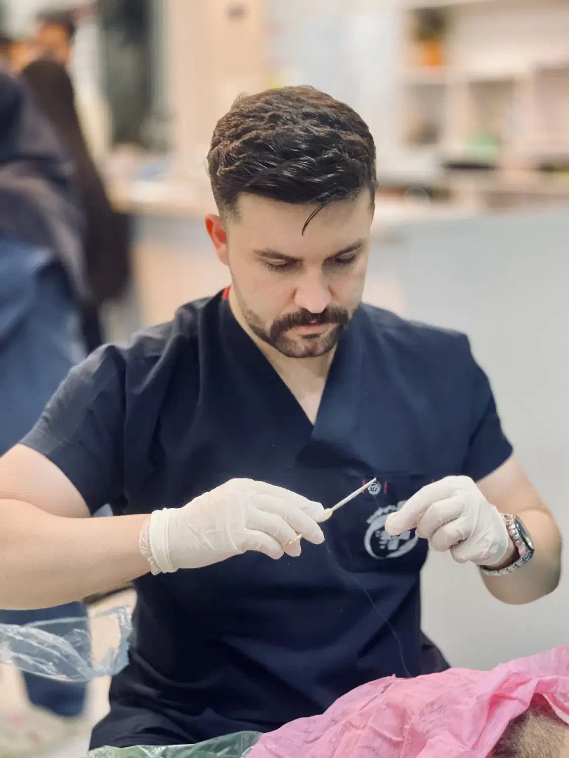 انجام خدمات پرستاری درمنزل(سرم تراپی ودرمانگر زخم)|خدمات آرایشگری و زیبایی|برازجان, |دیوار