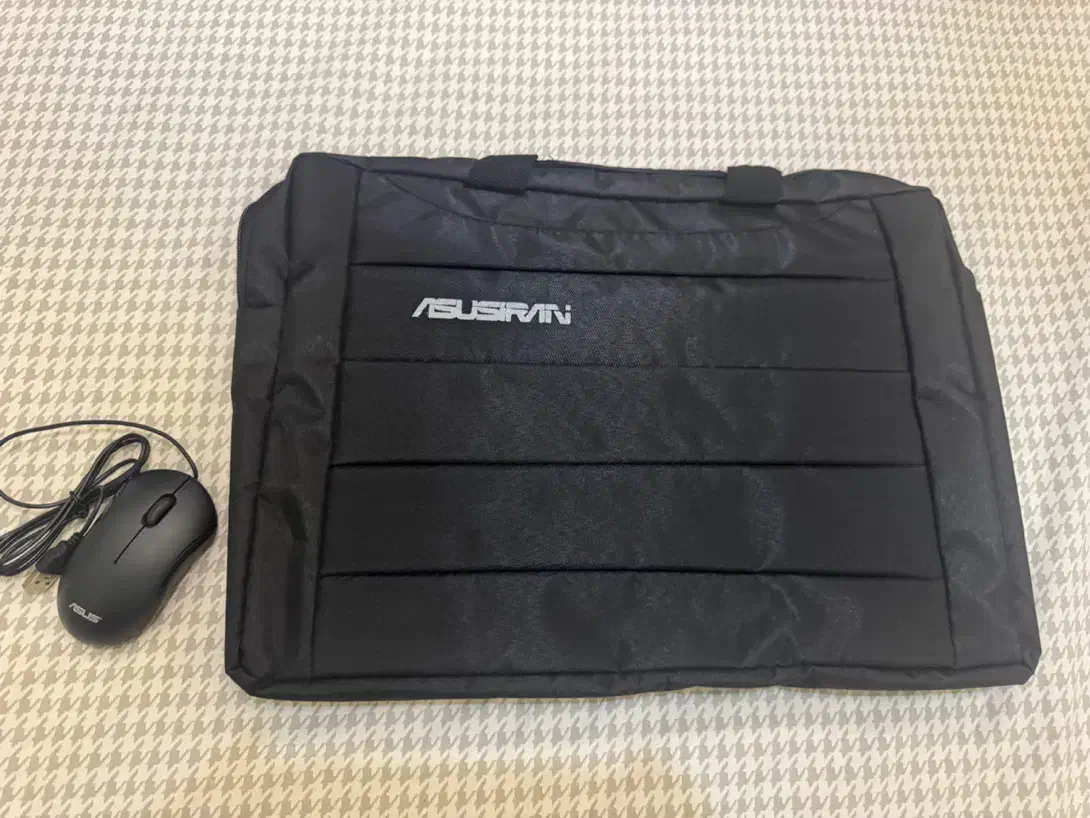 ماوس و کیف لپ تاپ ایسوس نو|قطعات و لوازم جانبی رایانه|تهران, نیروی هوایی (پیروزی)|دیوار