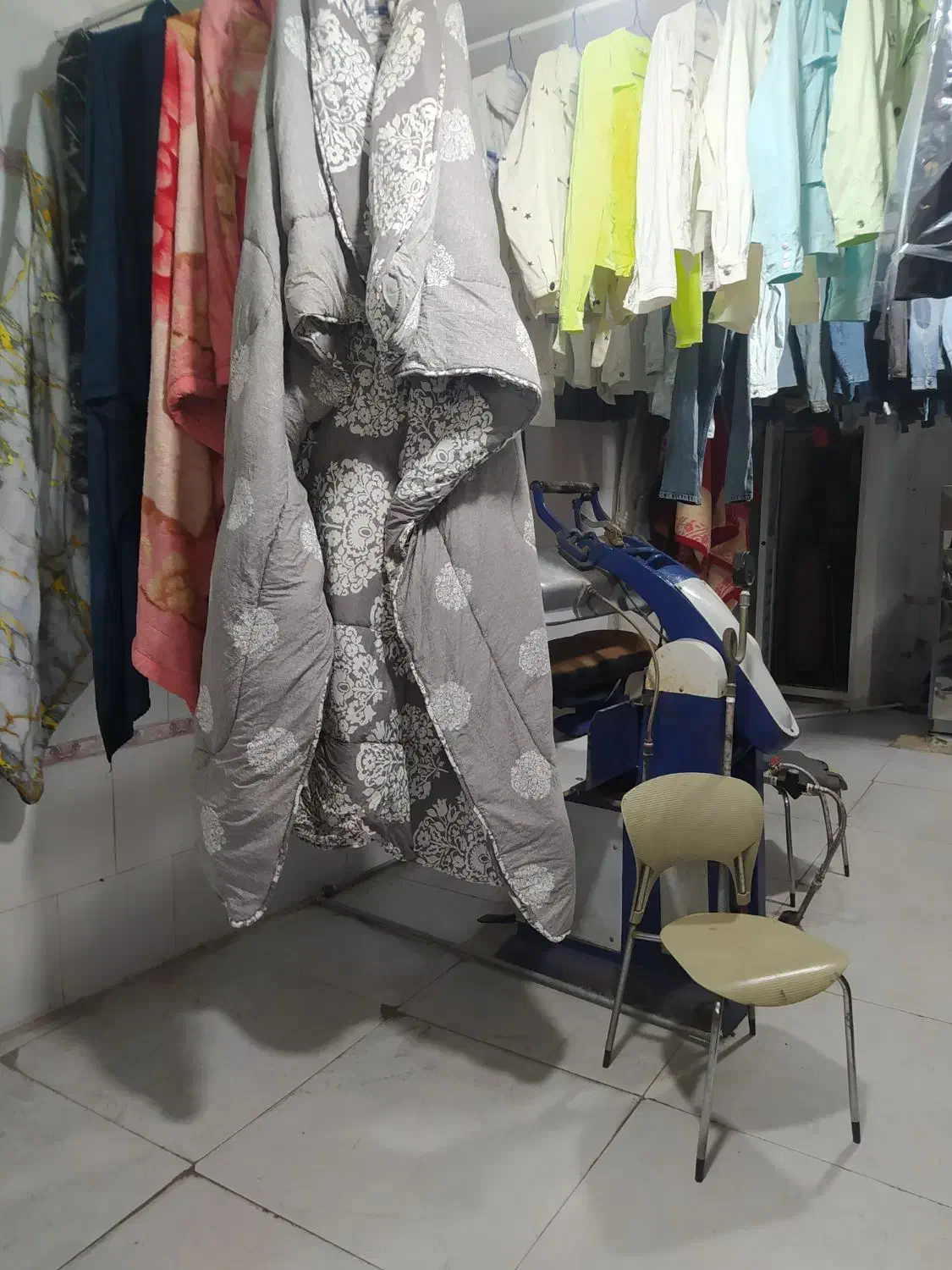 خشکشویی و پتوشویی رخت|خدمات نظافت|کرج, باغستان|دیوار