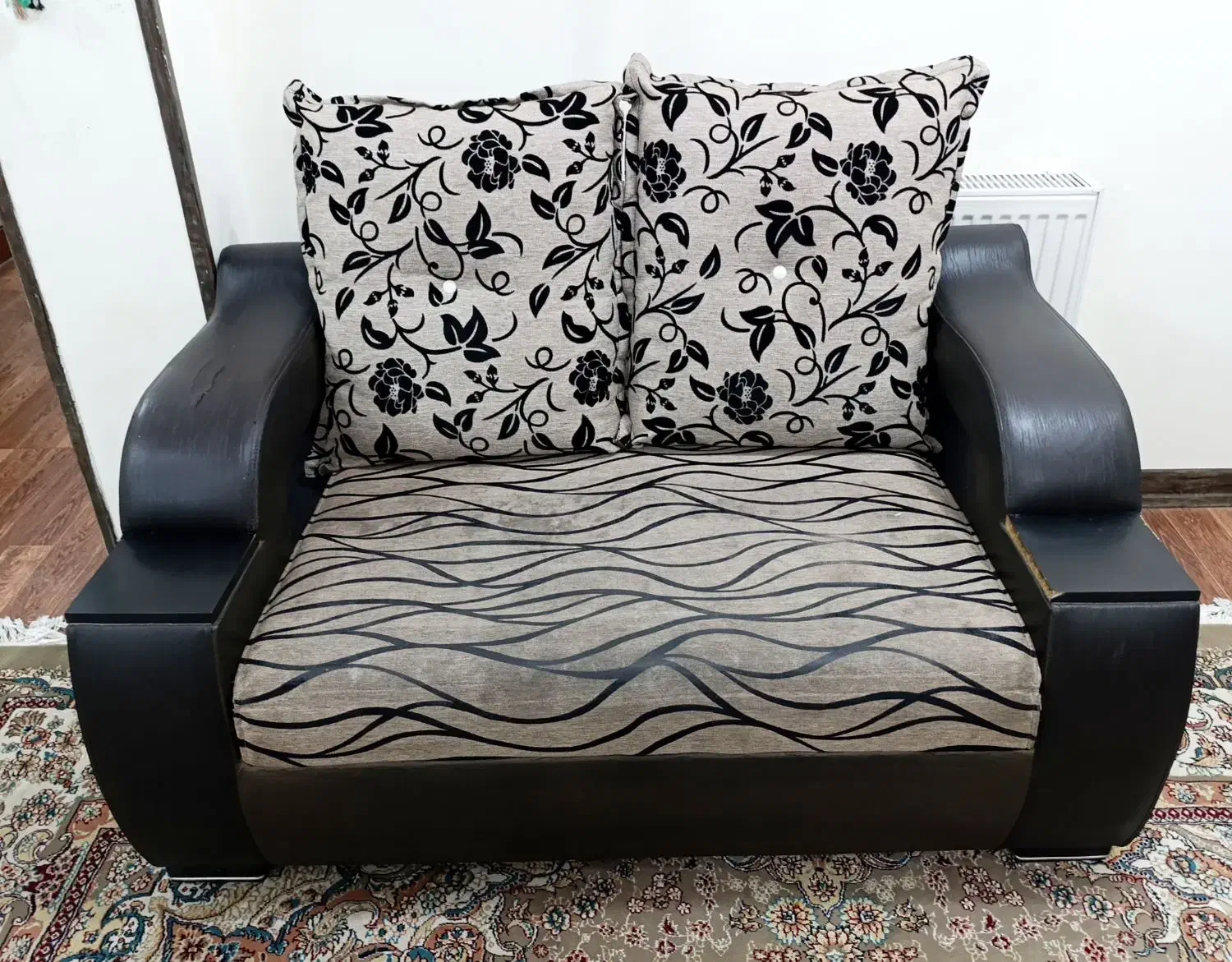 مبل 7 نفره راحتی با یک عدد میز تلویزیون|مبلمان خانگی و میز عسلی|شهرکرد, |دیوار