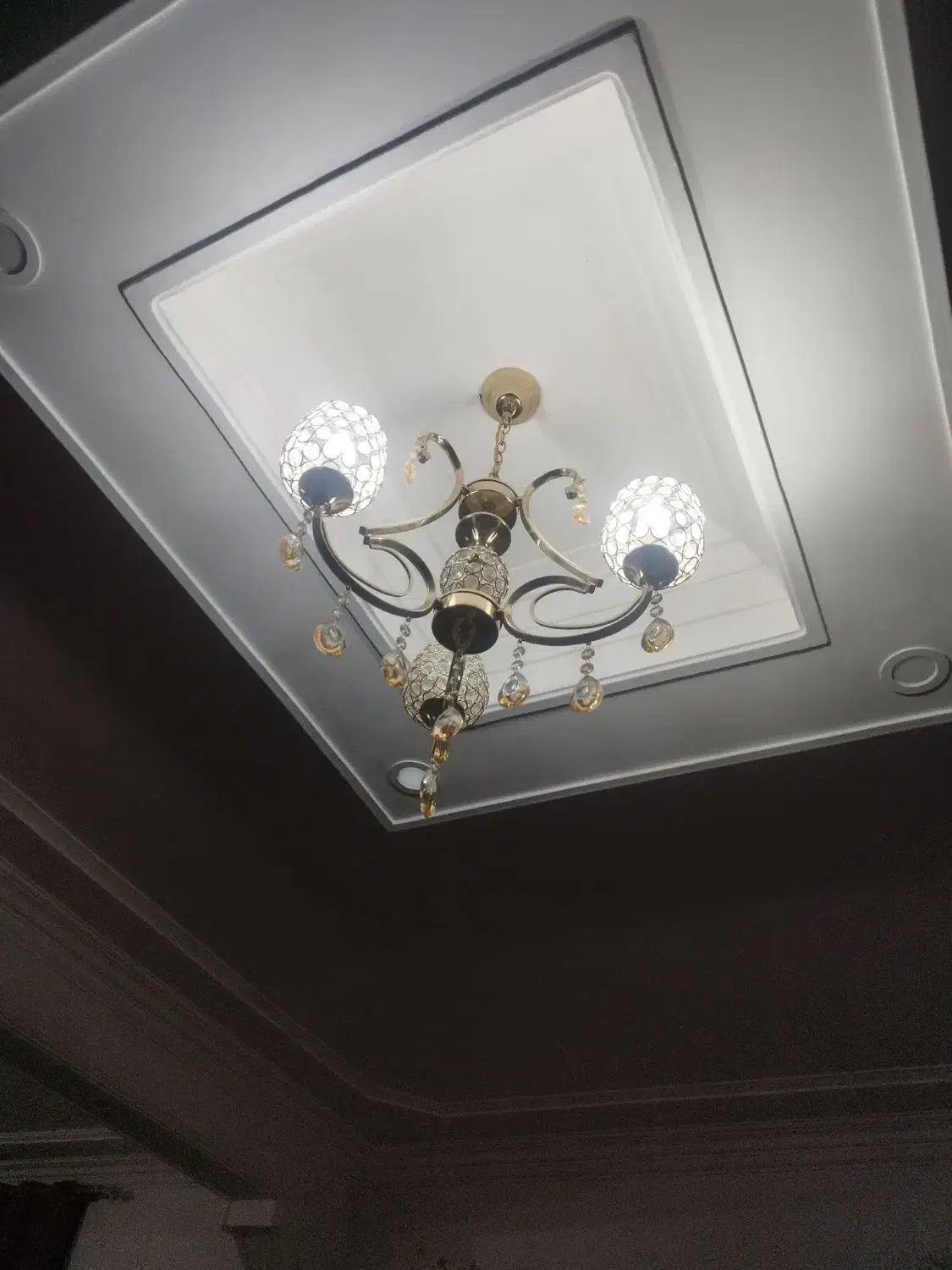 لوستر|لوستر و چراغ آویز|گیلان غرب, |دیوار