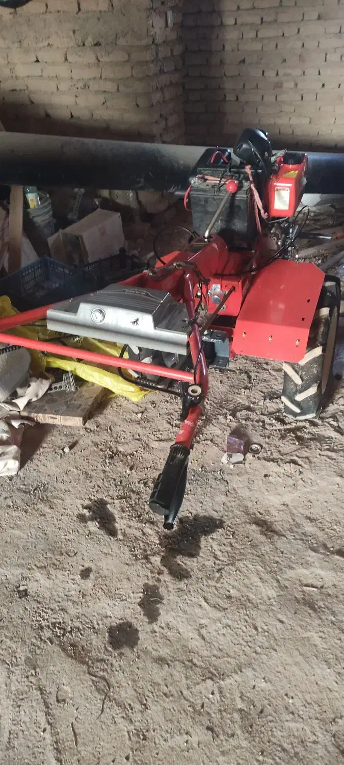 تیلر کاما|ابزارآلات|گرمه, |دیوار