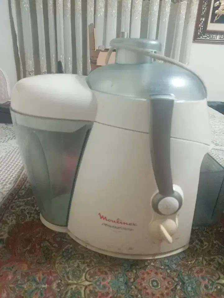 آب میوه گیری مو لینکس|آبمیوه‌گیر و آب‌مرکبات‌گیر|کرج, شهرک فهمیده|دیوار