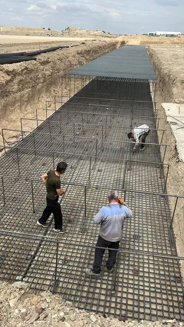 اجرای فنداسیون اسکلت استخر سوله قالبندی|خدمات پیشه و مهارت|قشم, |دیوار