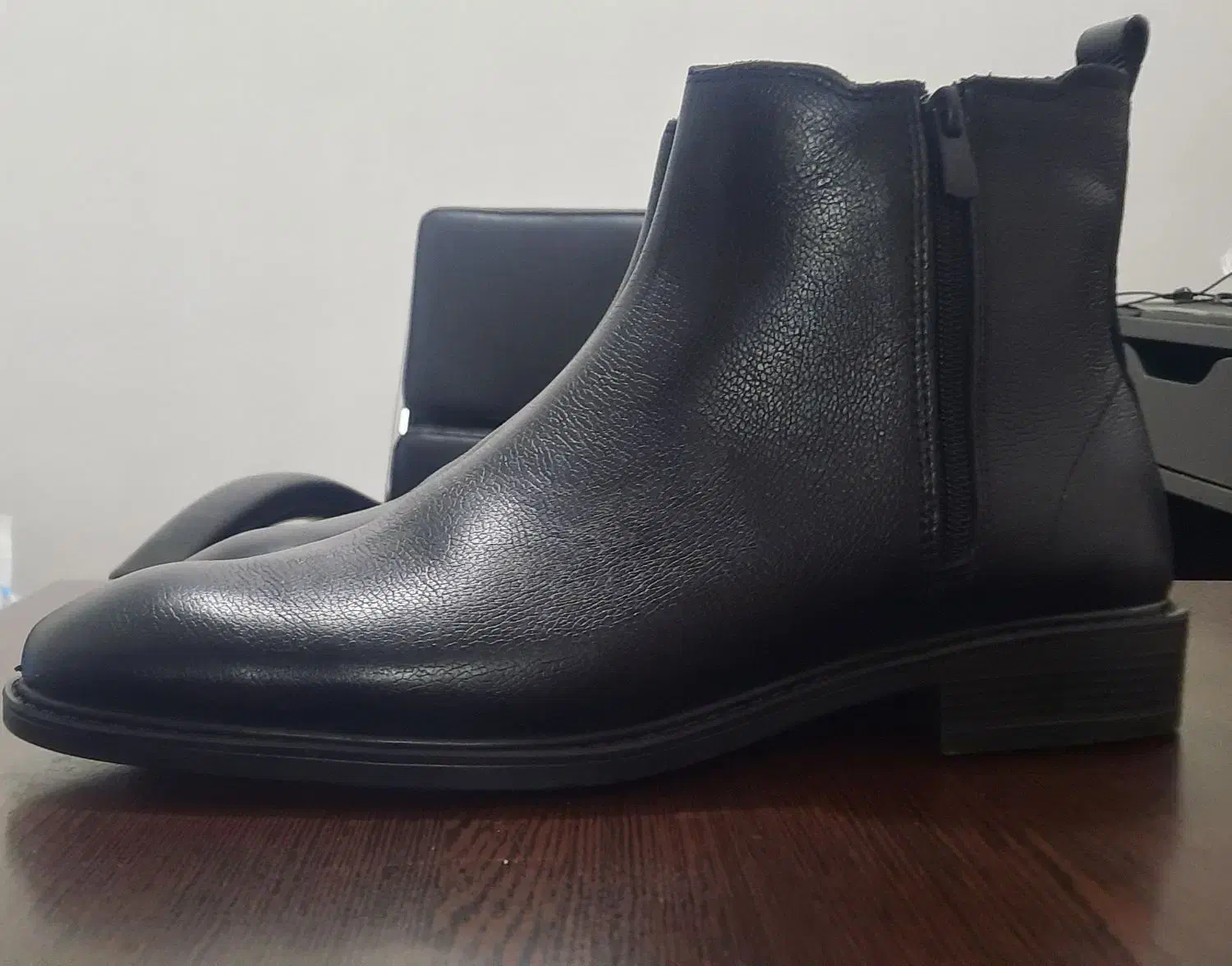 بوت چرم شمس نو، مدل یکسره دو زیپی|کیف، کفش، کمربند|رشت, پاستوریزه|دیوار