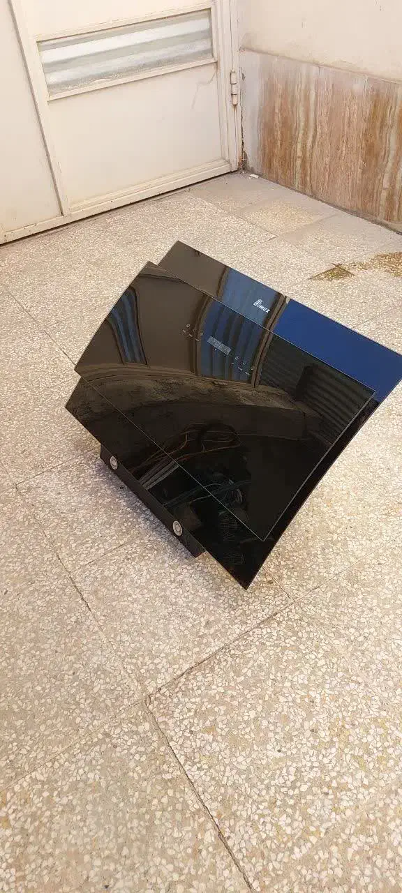 هود بیمکث|هود|فلاورجان, |دیوار