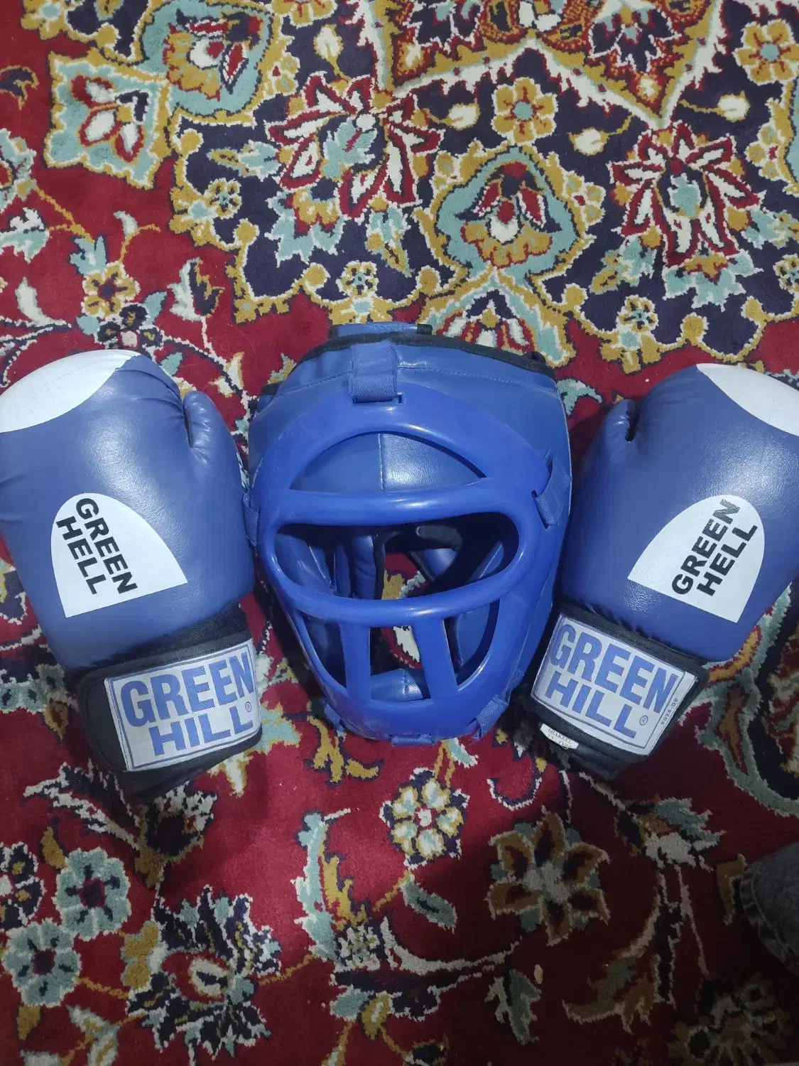 دست کش بوکس|لباس|مشهد, مصلی (کارمندان اول)|دیوار