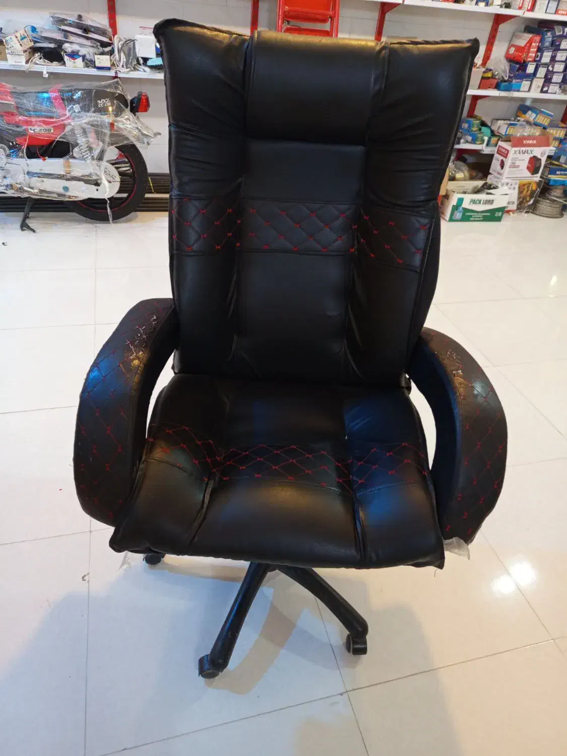 صندلی|صندلی و نیمکت|بیجار, |دیوار