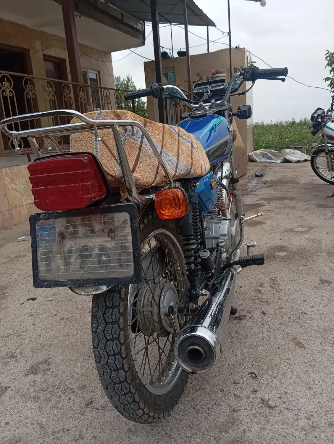 موتور ۱۲۵ بوش ۲۰۰ مزایده|موتورسیکلت|گرگان, |دیوار