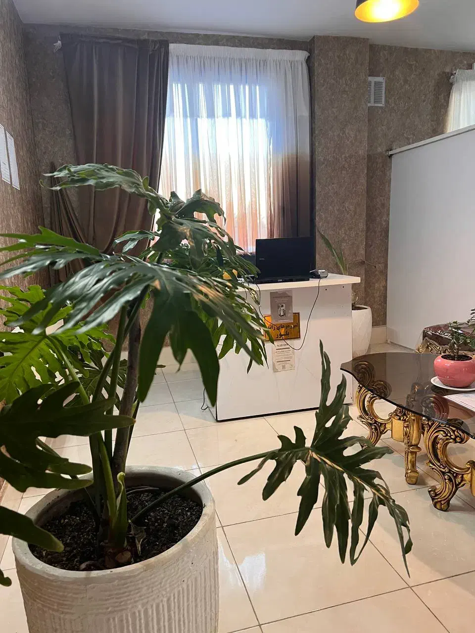 اجاره ملک حاشیه جمهوری / آرایشگاه/آموزشگاه/مطب|اجارهٔ دفتر کار، اتاق اداری، مطب|گلبهار, شهر جدید گلبهار|دیوار