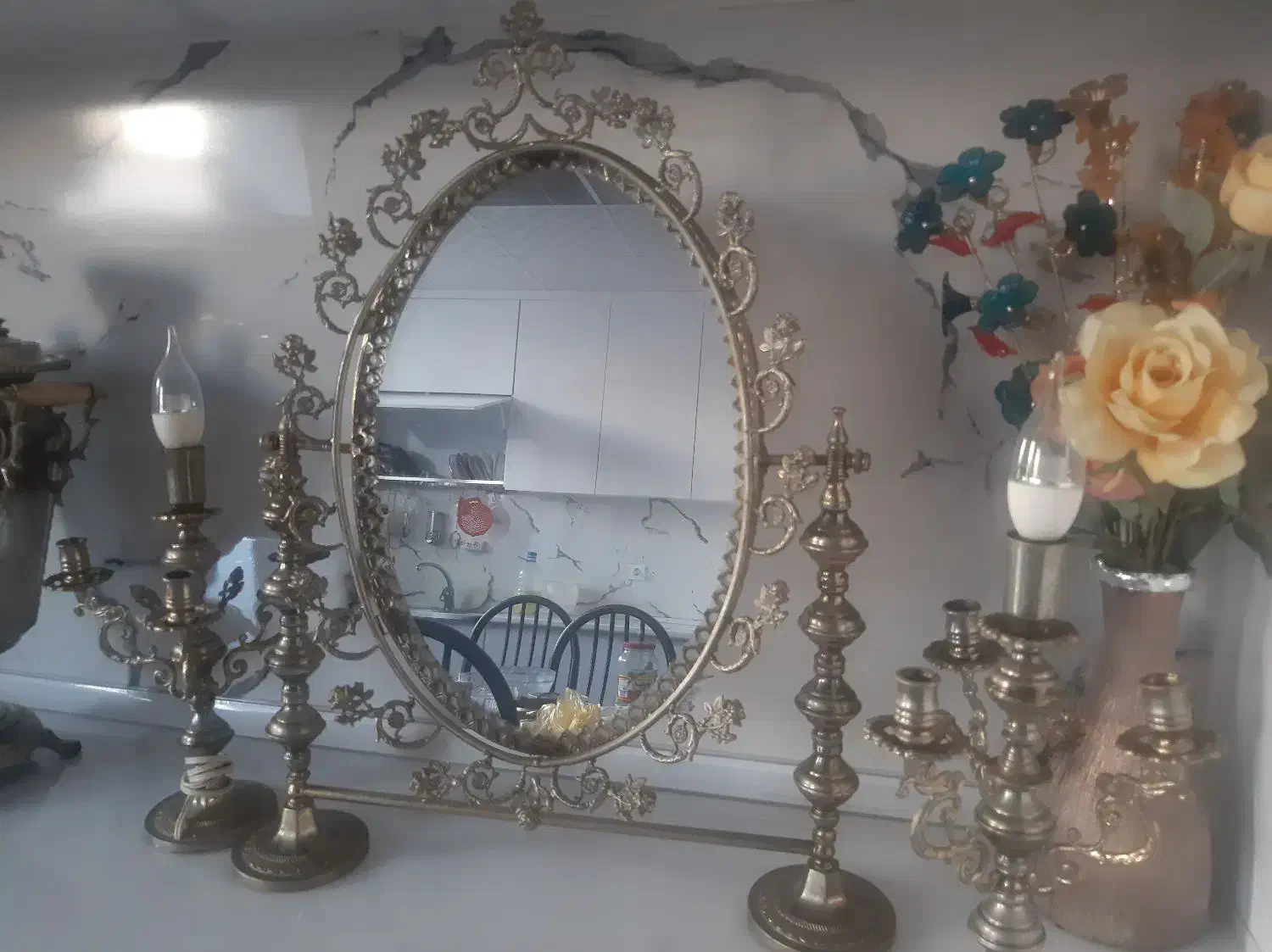 ایینه شمعدان|آینه|اهر, |دیوار