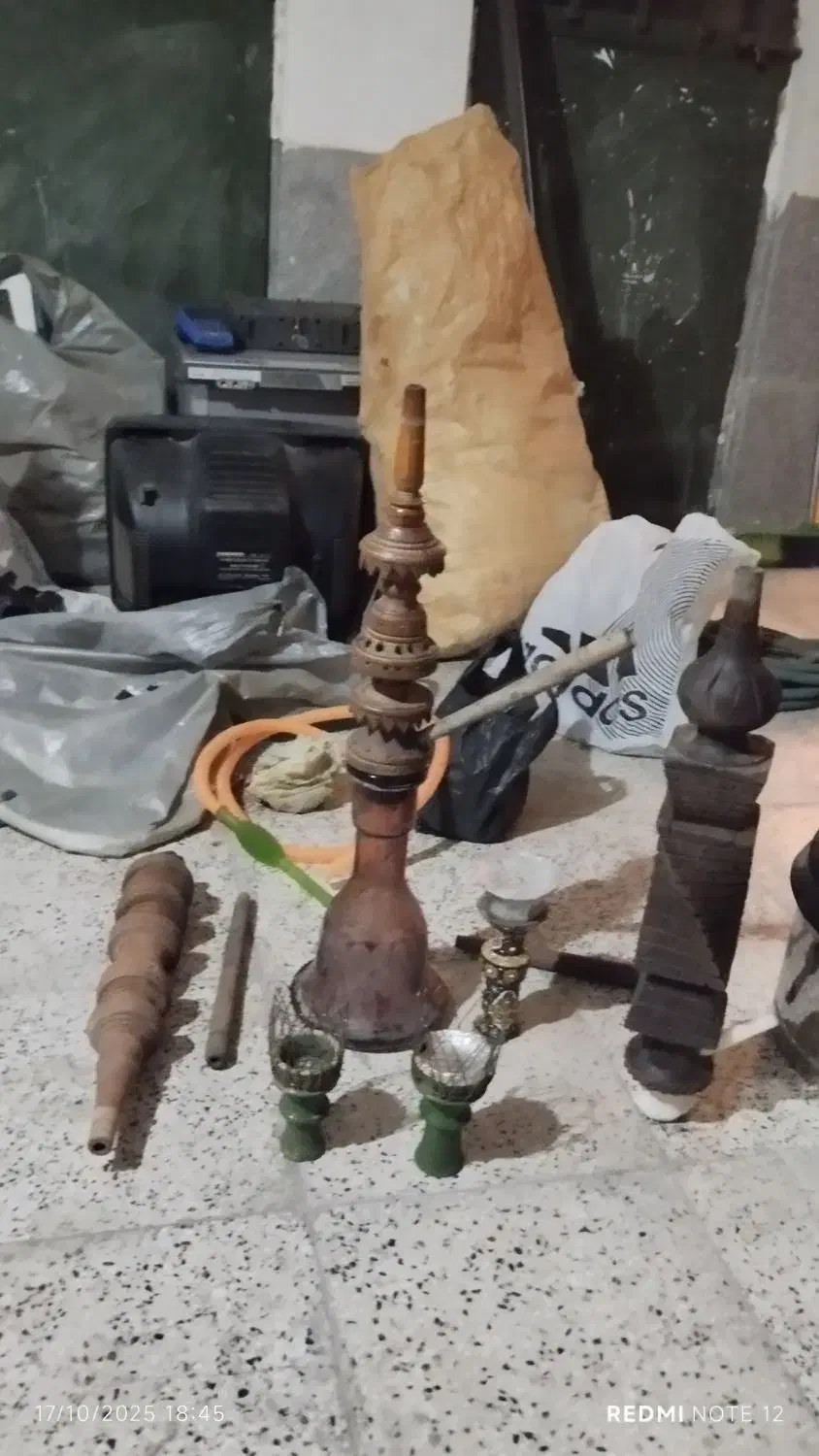 ۳ عددقلیون چوب سرخ وقلیون چوبش گردوهمش۸۰۰|صنایع دستی و سایر لوازم تزئینی|اسفراین, |دیوار