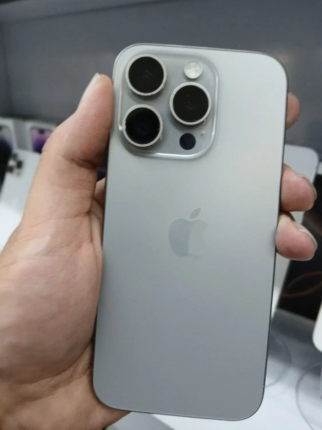 آیفون ۱۵ پرو ریجستر|موبایل|شیراز, ملاصدرا|دیوار