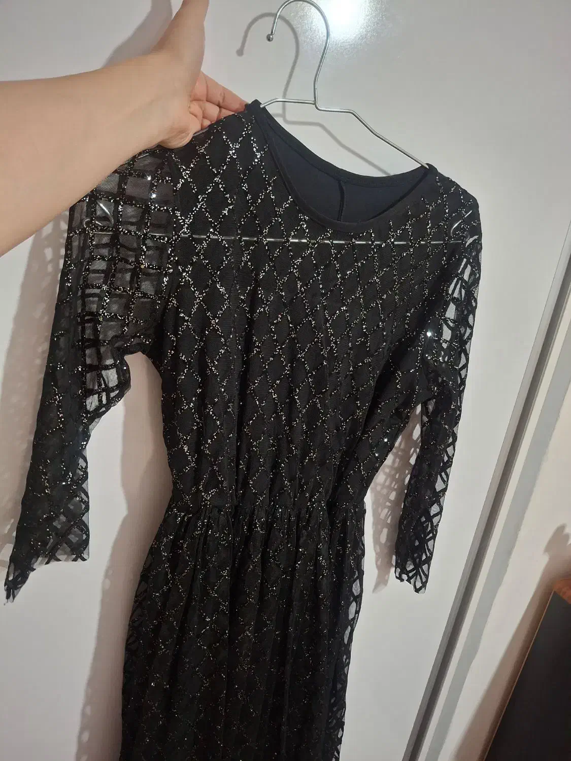 پیراهن مجلسی|لباس|خمین, |دیوار