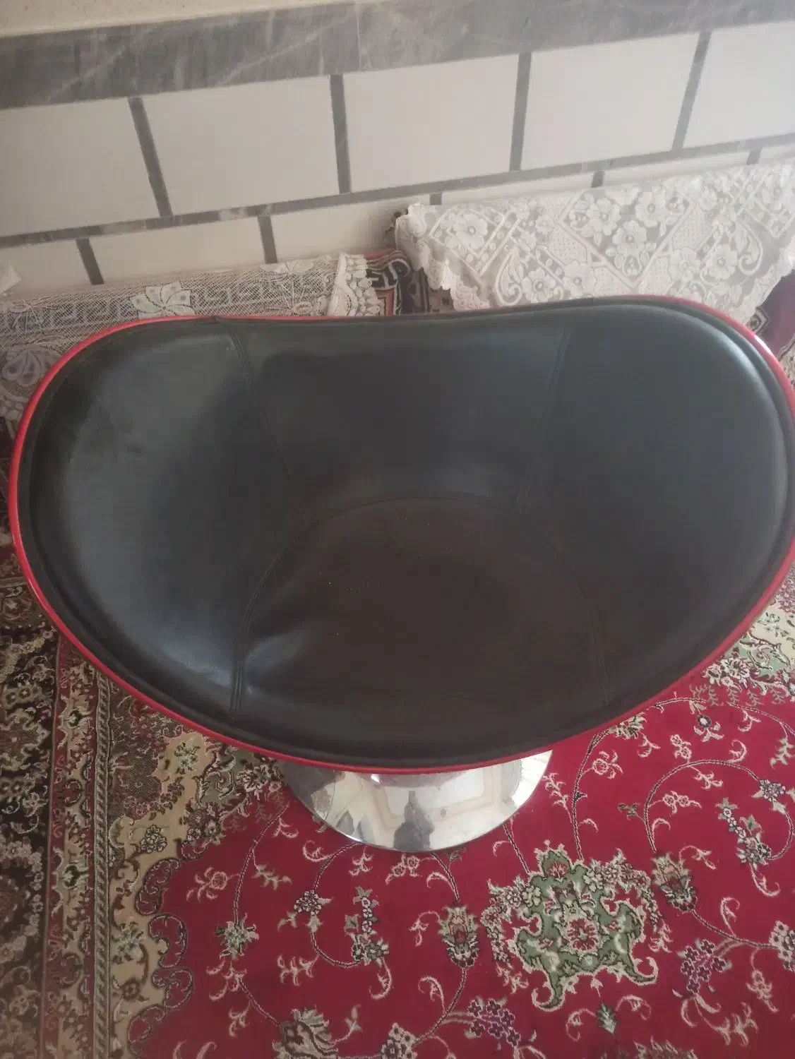 صندلی راحتی قرمز .صندلی دکوری|مبلمان خانگی و میز عسلی|کازرون, |دیوار