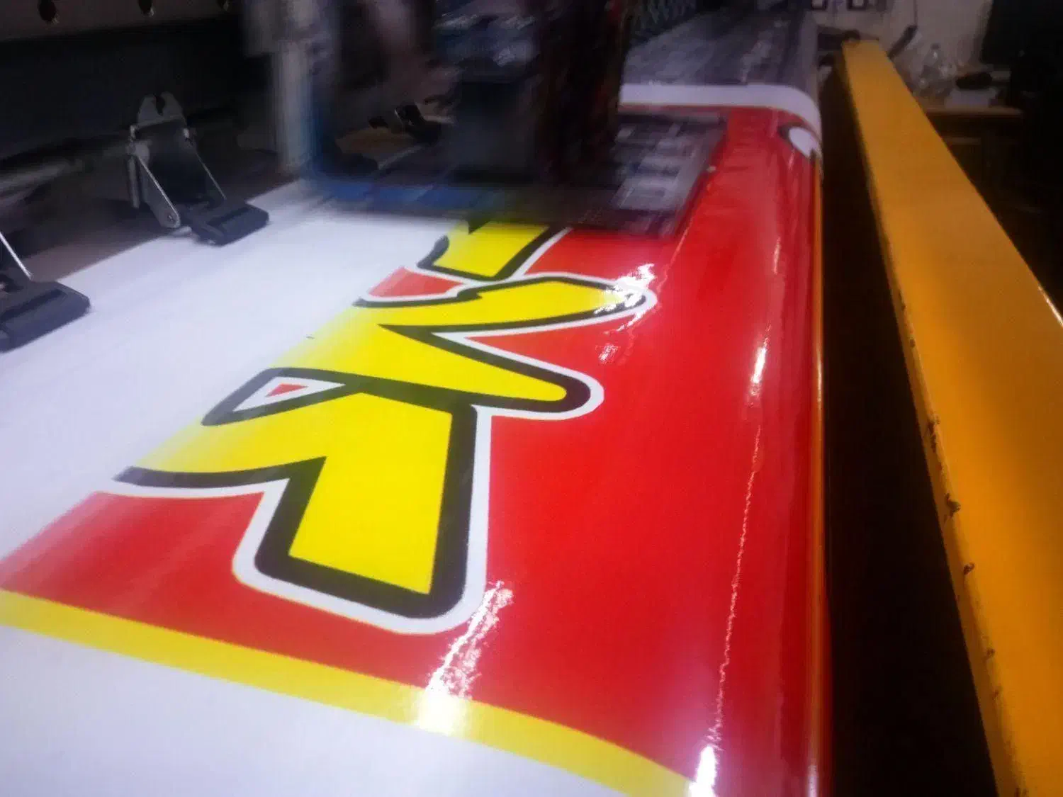 چاپ بنر کارت ویزیت تراکت پرچم لیوان تندیس|خدمات رایانهای و موبایل|شیراز, ریاستی|دیوار