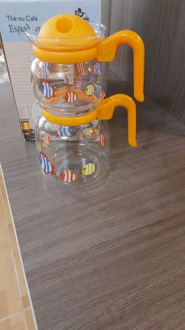 کتری قوری پیرکس روی گازی با شعله پخش کن|قوری، کتری، قهوه‌ساز دستی|رشت, لاکانی|دیوار