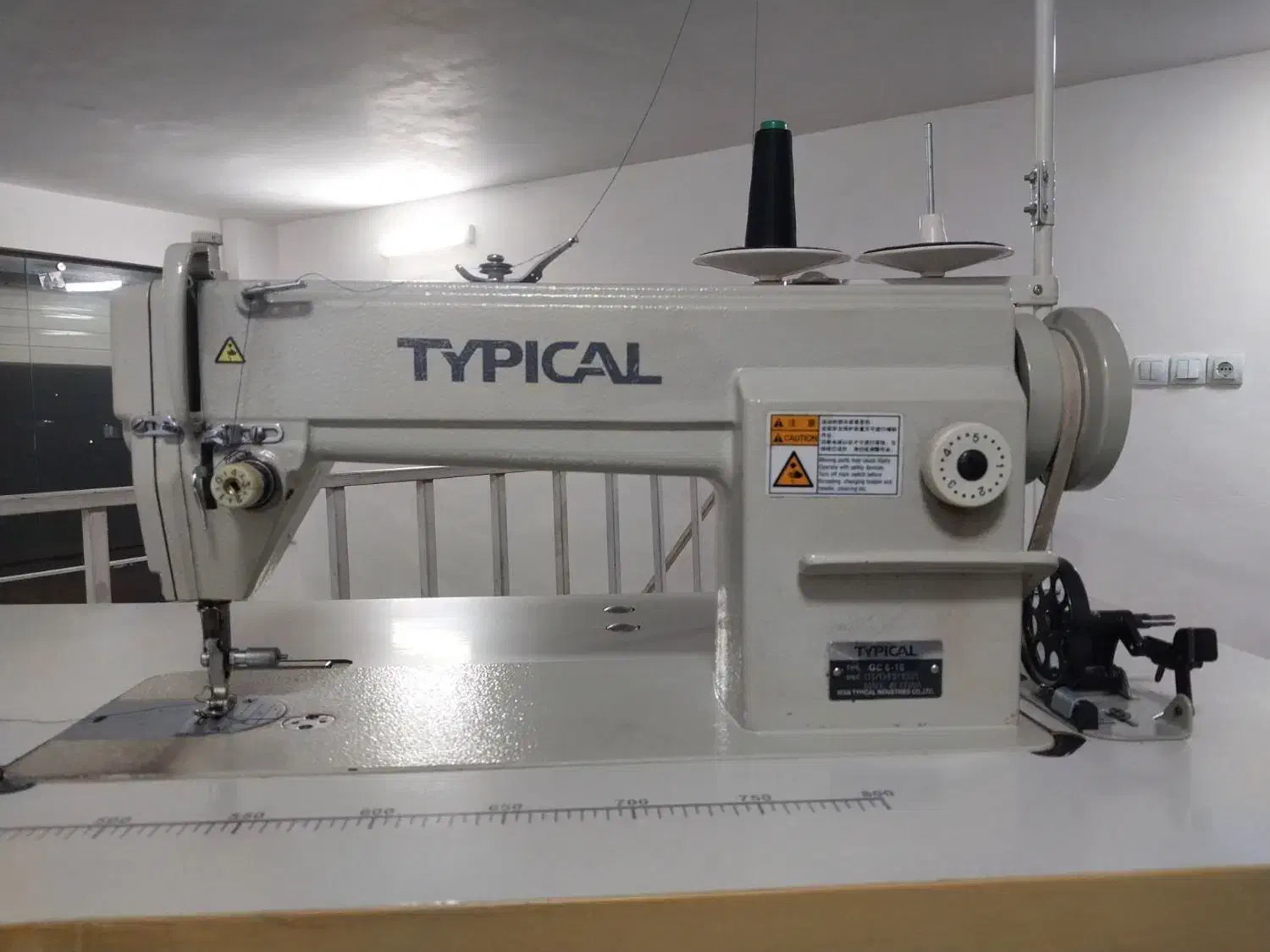 چرخ خیاطی راسته|چرخ خیاطی و ریسندگی|لشت نشا, |دیوار