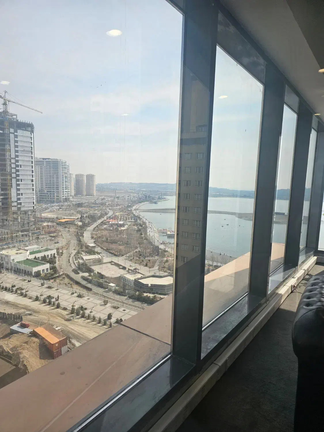 واحد اداری ۸۸ متری/ ویو دریاچه|اجارهٔ دفتر کار، اتاق اداری، مطب|تهران, دریاچه شهدای خلیج فارس|دیوار