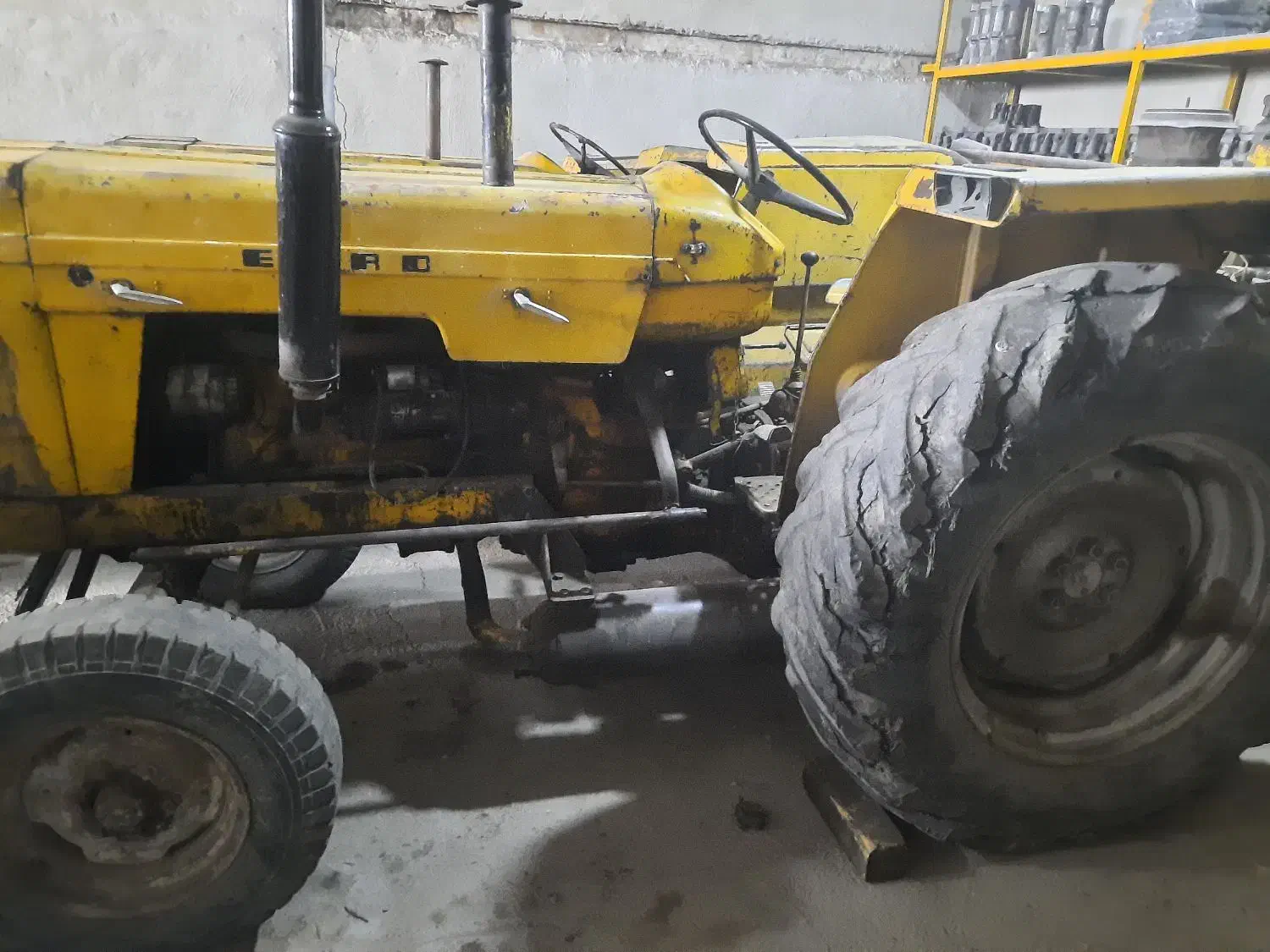 تراکتور کمپرسور دار|ماشینآلات صنعتی|چهاردانگه (تهران), |دیوار