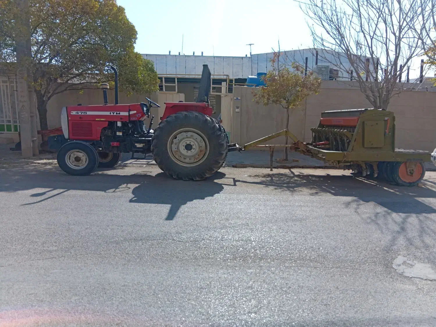 تراکتور ۴۷۵ با تمام وسایل کشاورزی|خودرو سنگین|کوهدشت, |دیوار