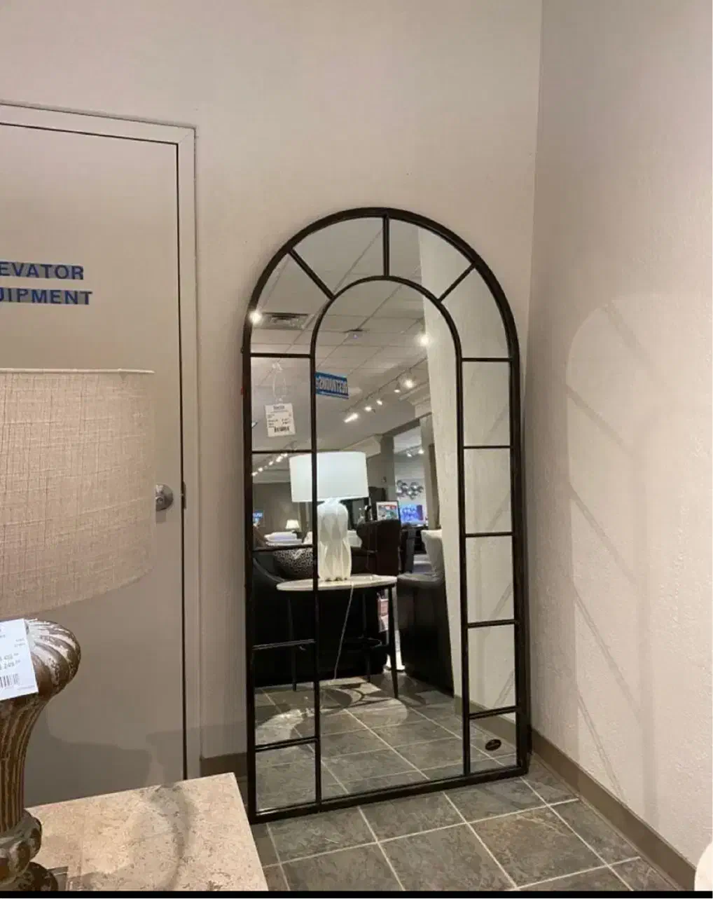 کد ۱۵۴/آینه فلزی رگال|آینه|ارومیه, |دیوار