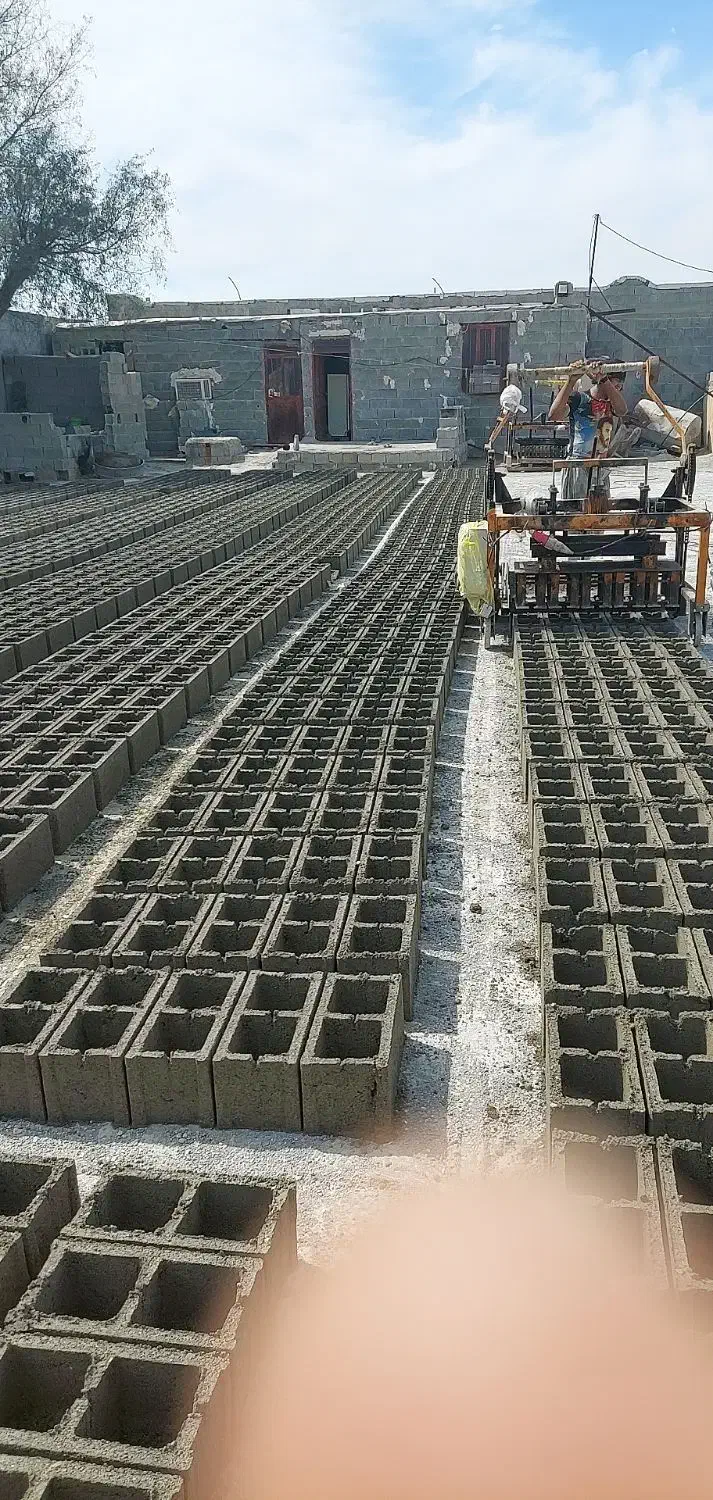 فروش دو دستگاه بلوکزنی دیواری وهمزن|ماشینآلات صنعتی|عسلویه, |دیوار