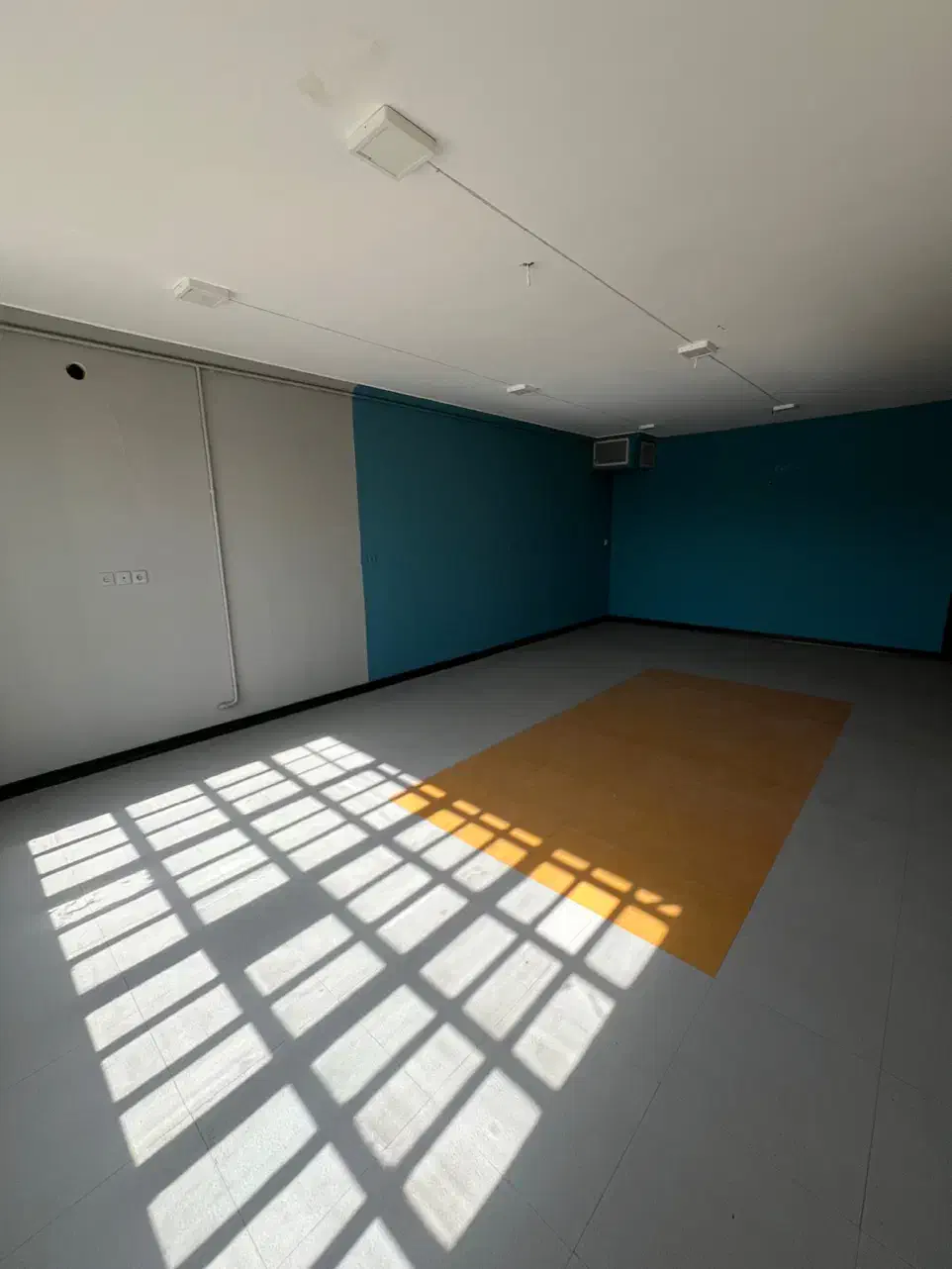 اجاره طبقه بالا اداری (پروفسور حسابی)|اجارهٔ دفتر کار، اتاق اداری، مطب|یزد, |دیوار