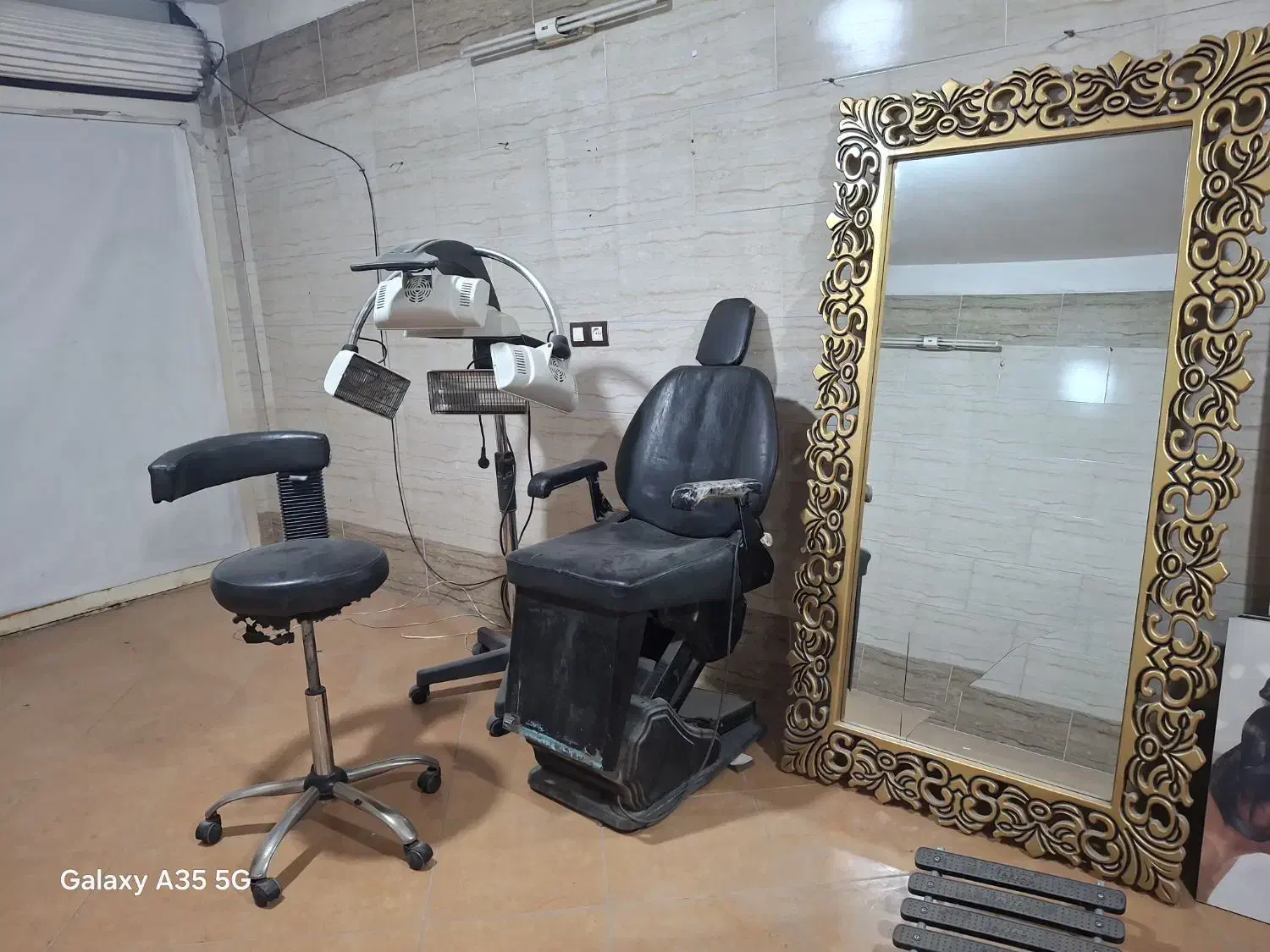 صندلی برقی ووسایل آرایشگاه|آرایشگاه و سالن‌های زیبایی|پاکدشت, پاکدشت (مامازند)|دیوار