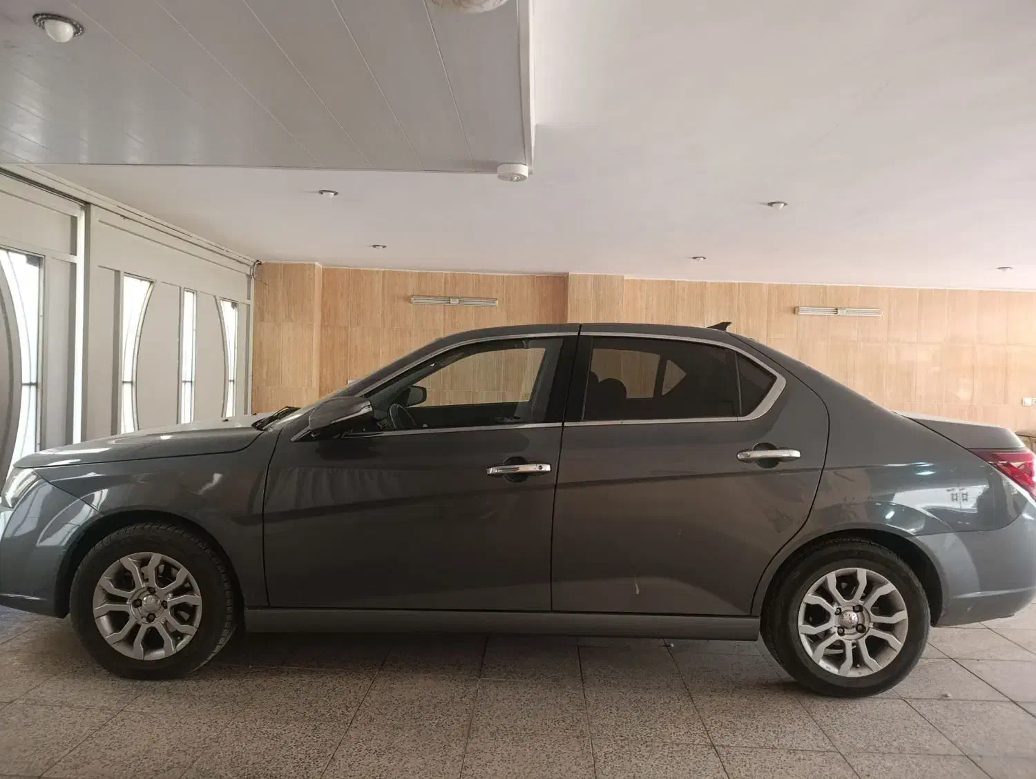 دنا پلاس|خودرو سواری و وانت|اصفهان, مارچین|دیوار