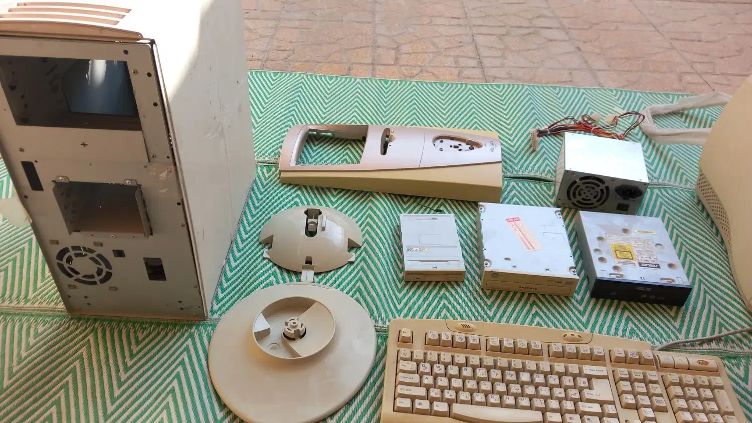 فروش لوازم کامپیوتر|قطعات و لوازم جانبی رایانه|شاهینشهر, شهرک گلدیس|دیوار