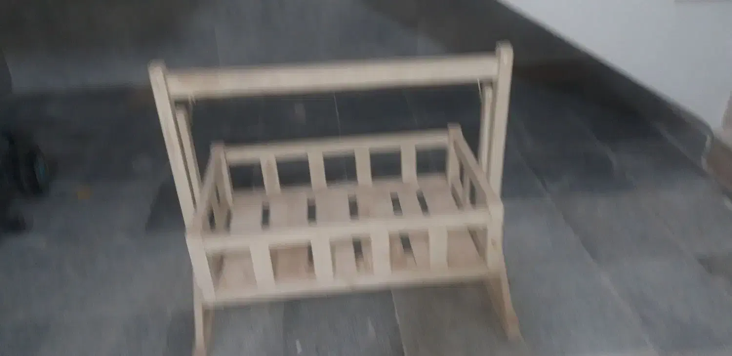 گهواره چوبی دست ساز|تخت و صندلی بچه|خرمدره, |دیوار