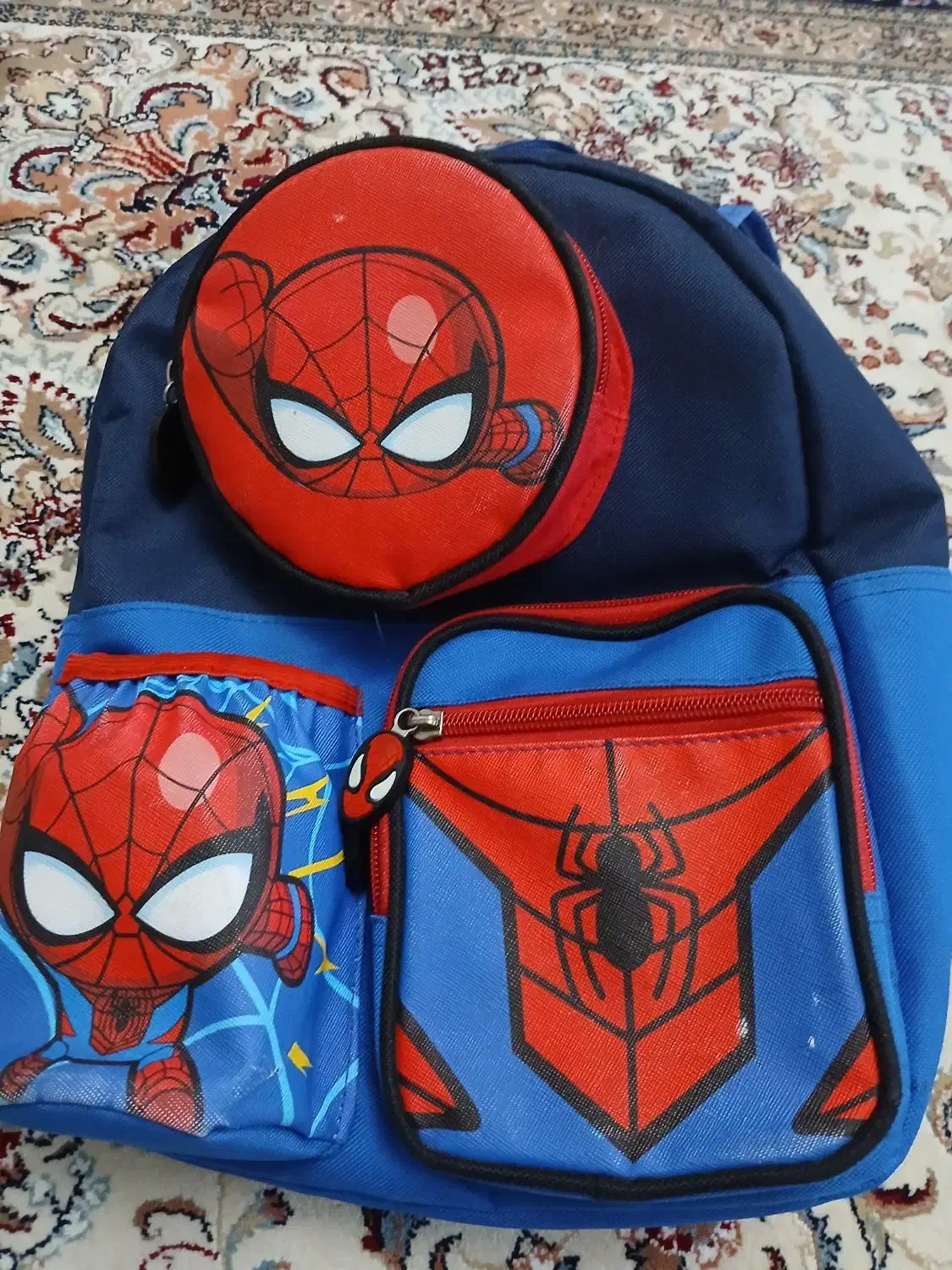 کوله مرد عنکبوتی|کفش و لباس بچه|رشت, دیلمان|دیوار