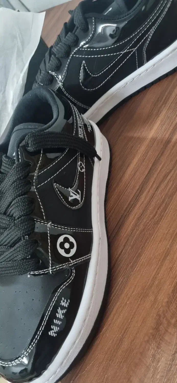 کفش|کیف، کفش، کمربند|میبد, |دیوار