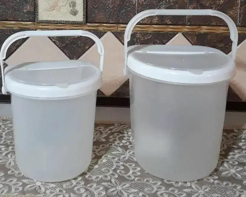 دو عدد جا برنجی و حبوبات|ظروف نگهدارنده، پلاستیکی، یک‌بارمصرف|منجیل, |دیوار