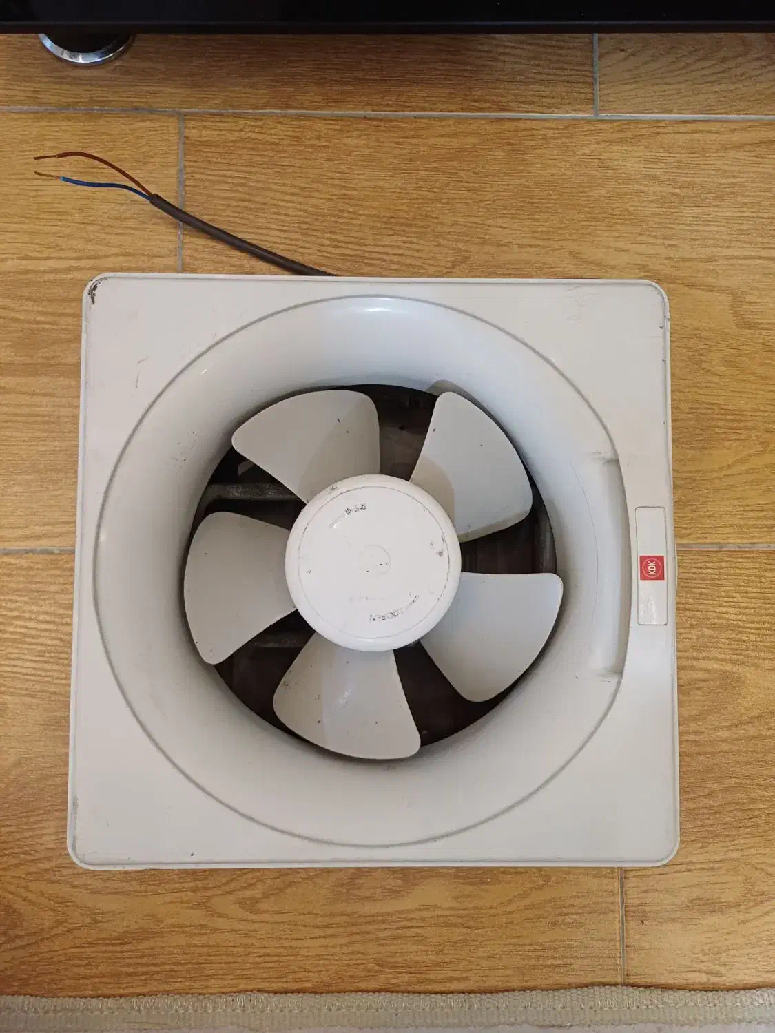 هواکش|پنکه و تصفیه‌کنندهٔ هوا|همدان, |دیوار