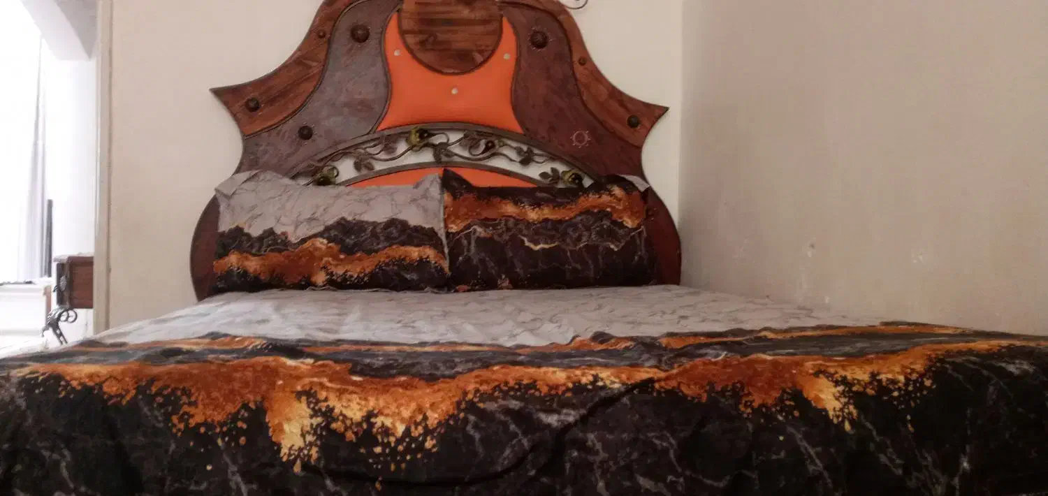 تخت وتشک|تخت و سرویس خواب|تربت جام, شهرک آزادگان|دیوار