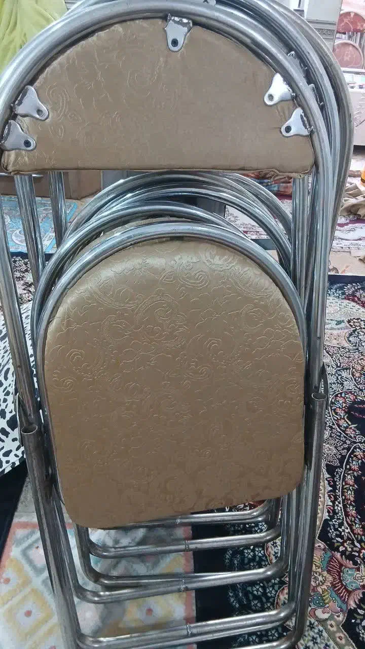 صندلی تاشو صدوقی|کافیشاپ و رستوران|قرچک, شهرک گلها|دیوار