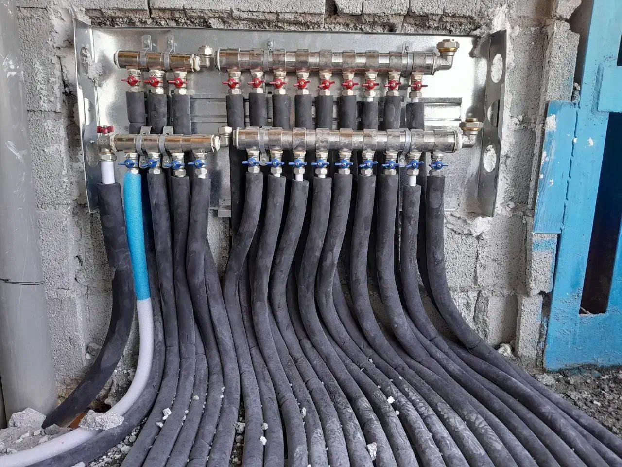 مجری خدمات کامل تاسیسات ساختمانی (0 تا 100)|خدمات پیشه و مهارت|مشهد, کلاهدوز|دیوار