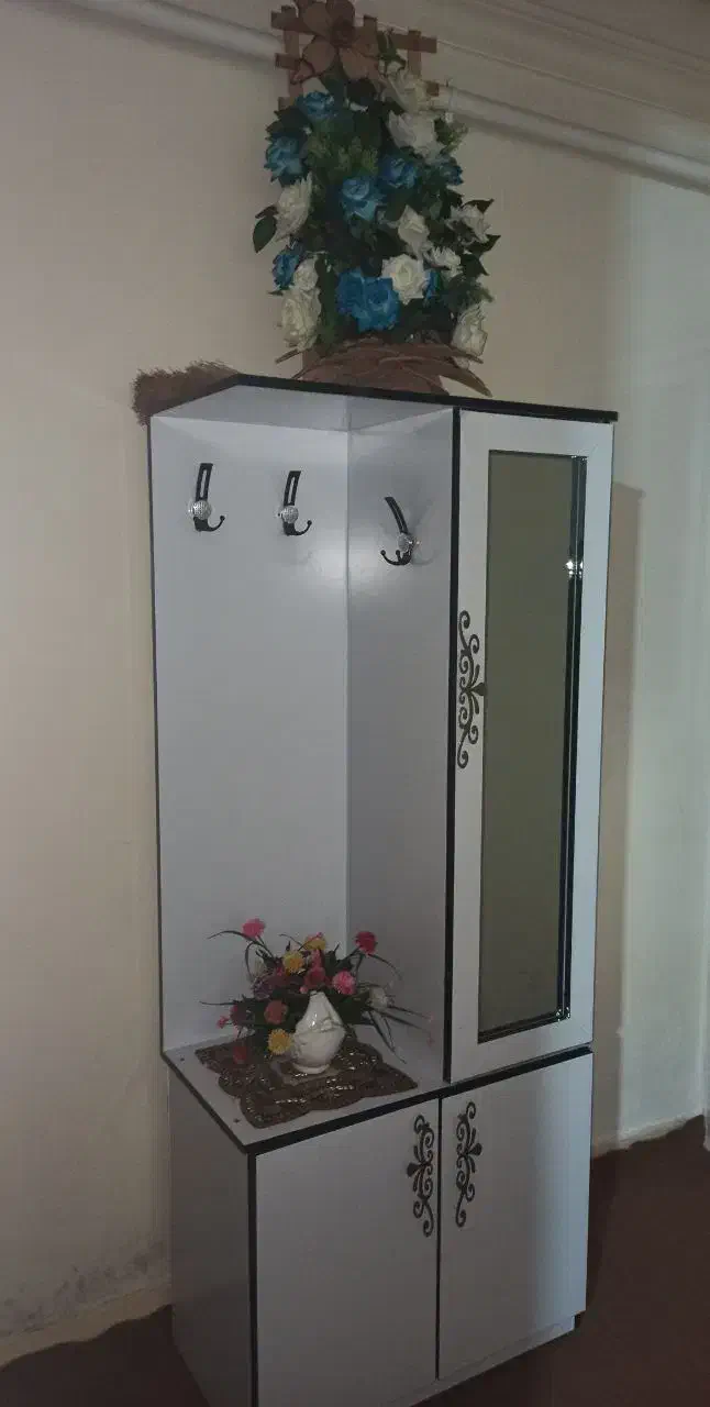 جاکفشی|جاکفشی، کمد، دراور|رضوانشهر, |دیوار