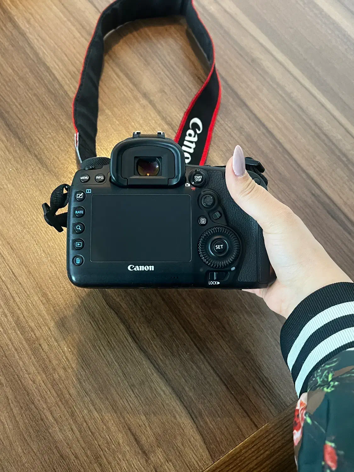 فروش فوری دوربین و لنز کنون|دوربین عکاسی و فیلم‌برداری|شیراز, خلدبرین|دیوار