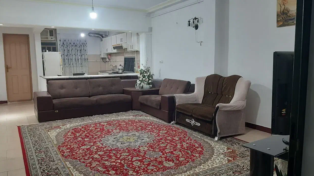 اجاره ی سوییت مبله حیاط دار|اجارهٔ کوتاهمدت آپارتمان و سوئیت|رستمآباد, |دیوار