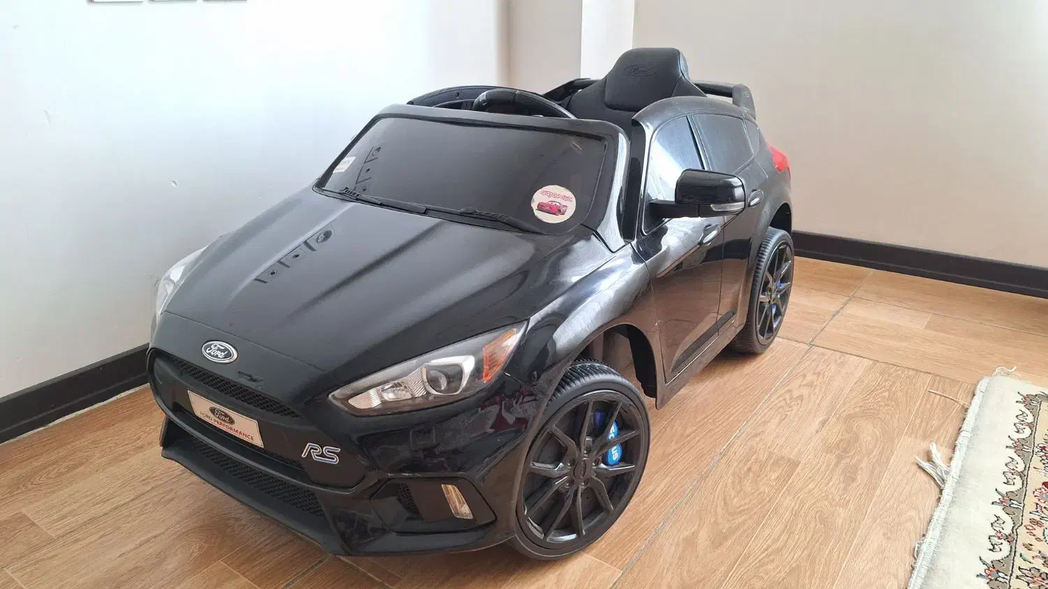 ماشین شارژی مدل فورد RS ، قیمت توافقی|اسباب‌بازی بچه|گنبد کاووس, |دیوار