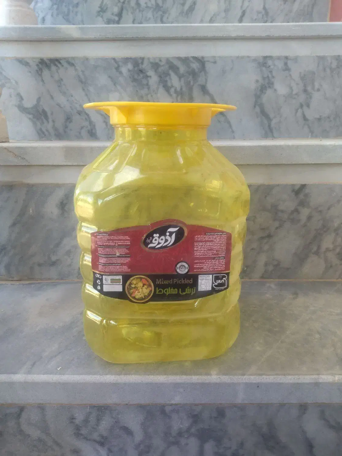 دبه ترشی و خیار شور|ظروف نگهدارنده، پلاستیکی، یک‌بارمصرف|آبپخش, |دیوار